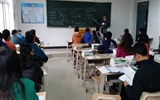 讓青年教師在聽(tīng)課中收獲、在評(píng)課中成長(zhǎng)